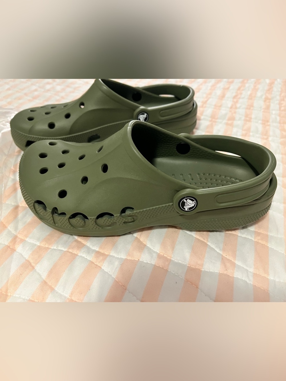 Classic Crocs NEW - Picture 7 of 9